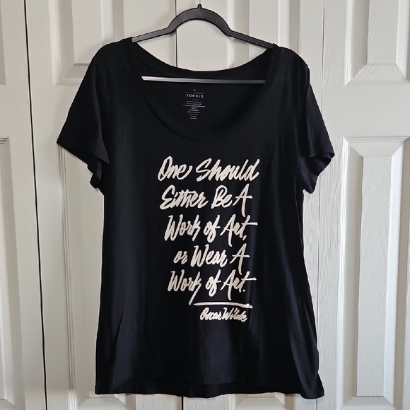 torrid Tops - Torrid Black Oscar Wilde Graphic Women's Top